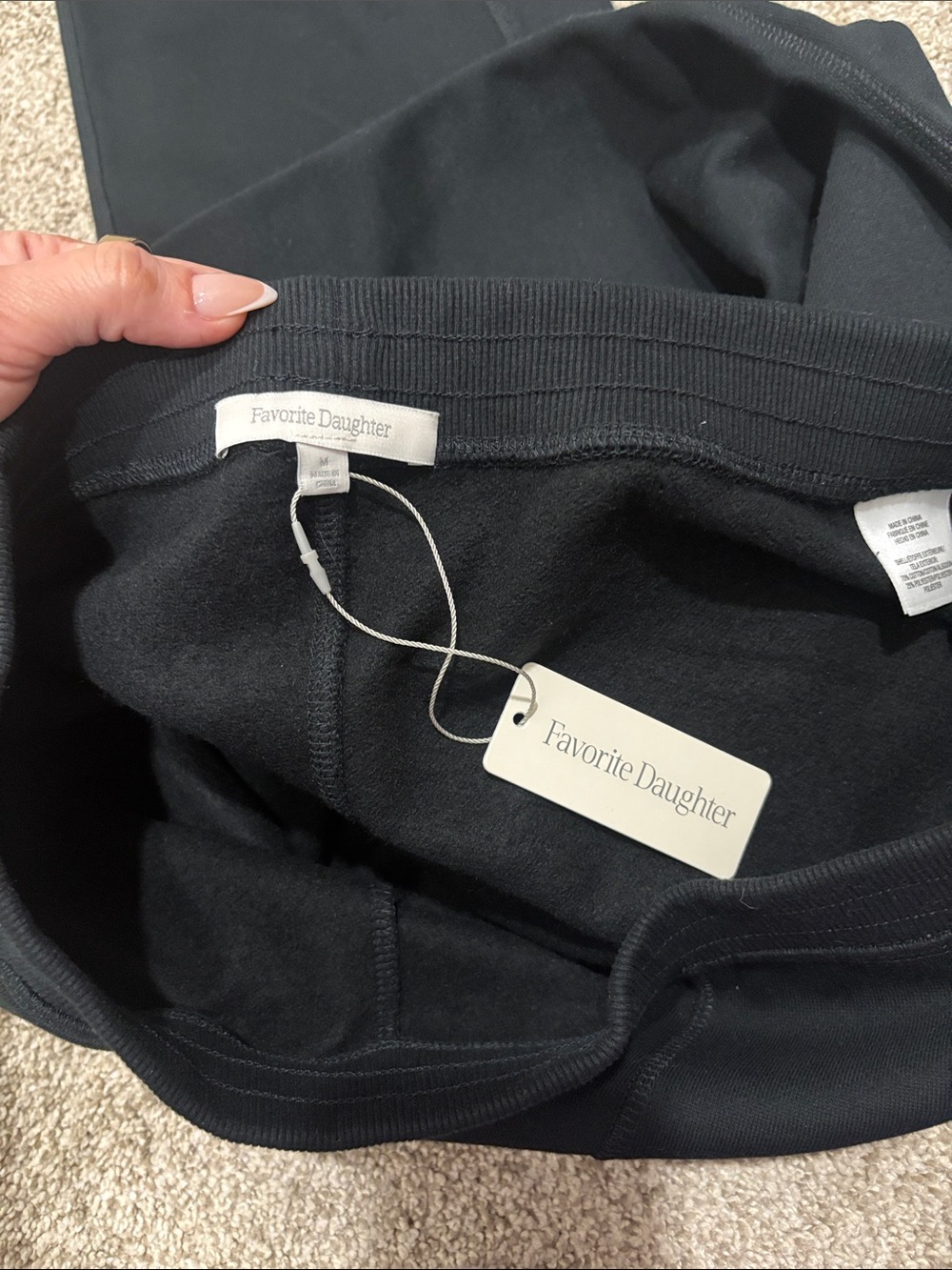 Favorite Daughter Black Sweatpants - Picture 3 of 7